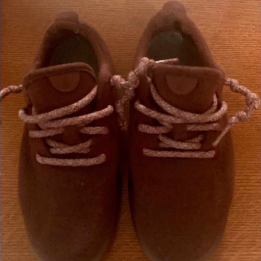 Allbird Wool Runners Size 6